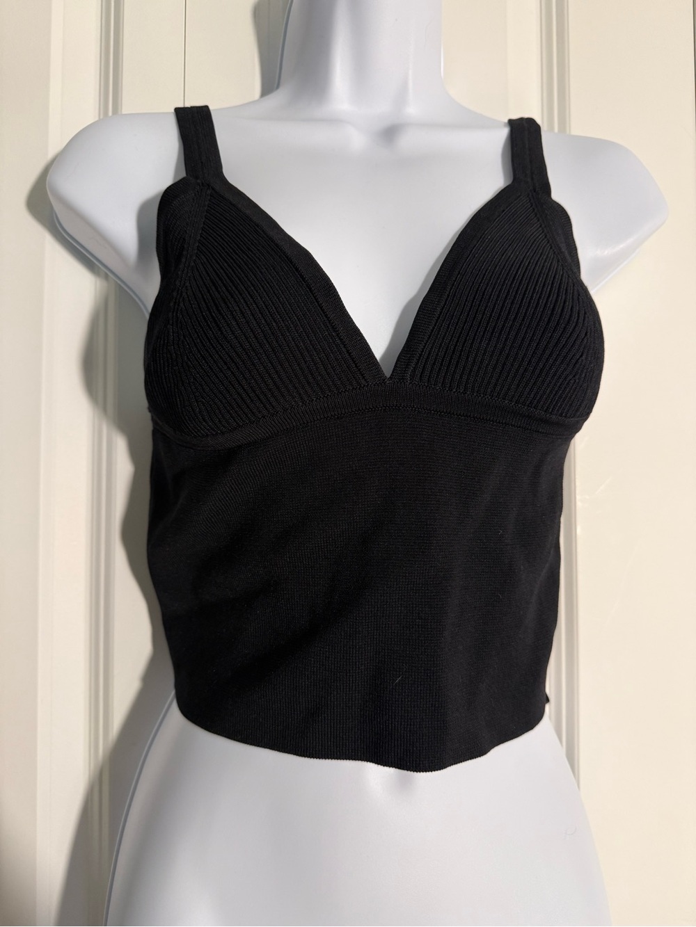 Zara Black Ribbed Knit Crop Tank